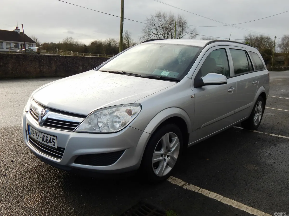 Vauxhall Astra Estate, Diesel, 2009, Silver