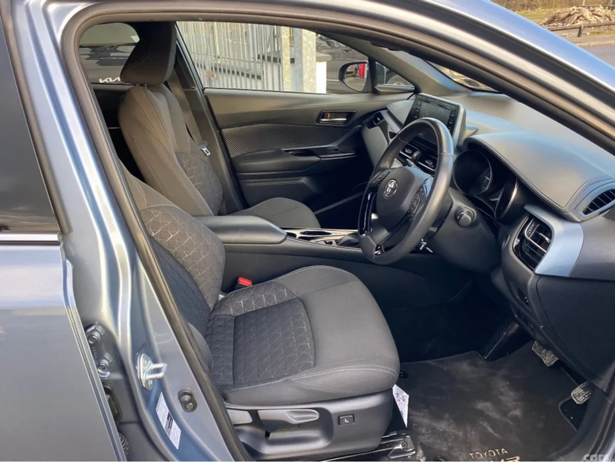 Toyota C-HR Hatchback, Petrol Hybrid, 2021, Grey