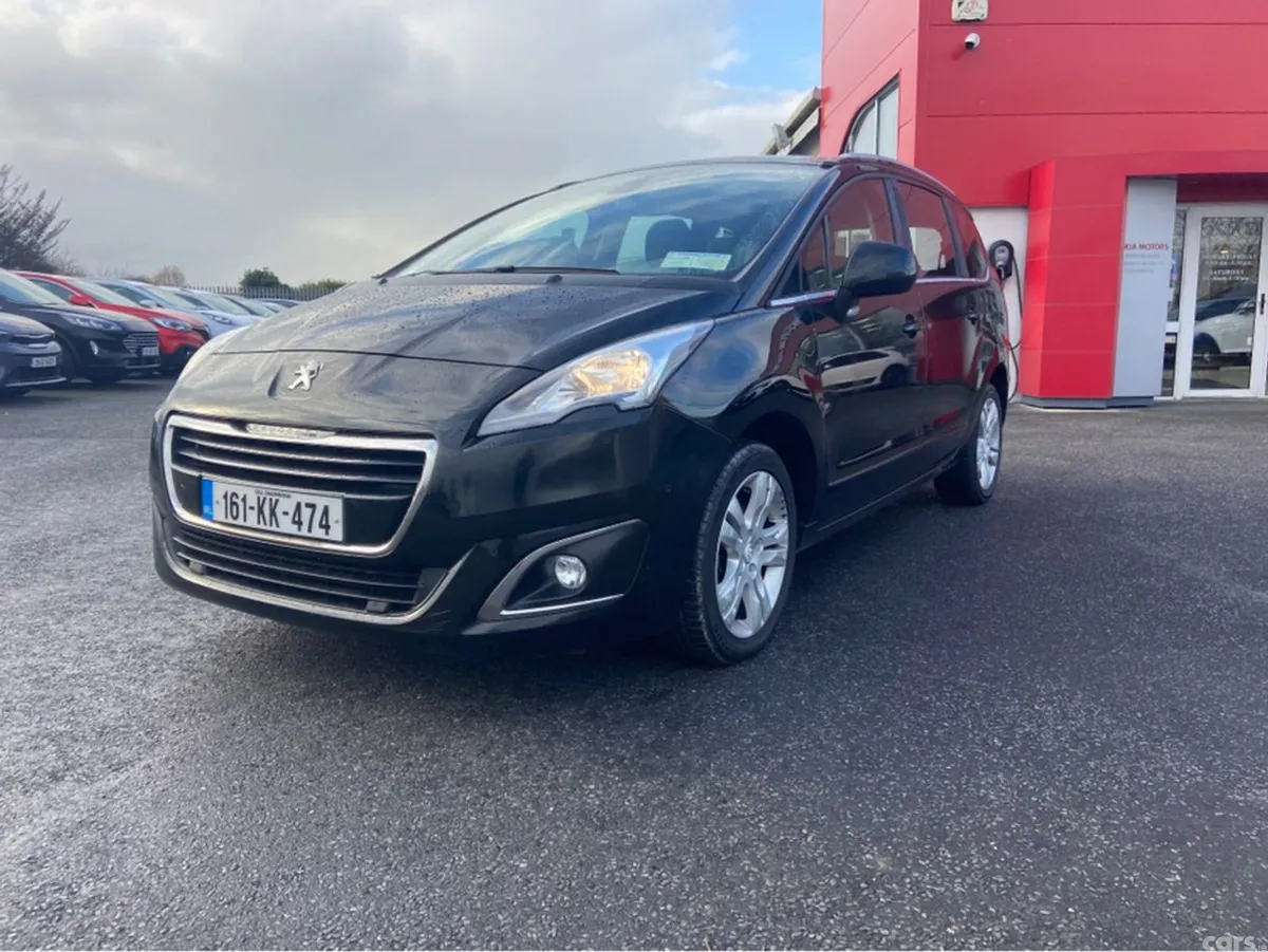 Peugeot 5008 MPV, Diesel, 2016, Black