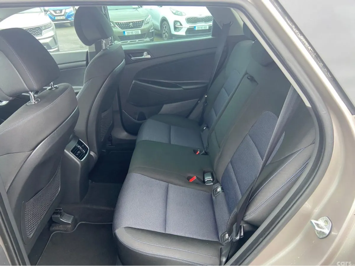 Hyundai Tucson MPV, Diesel, 2016, White