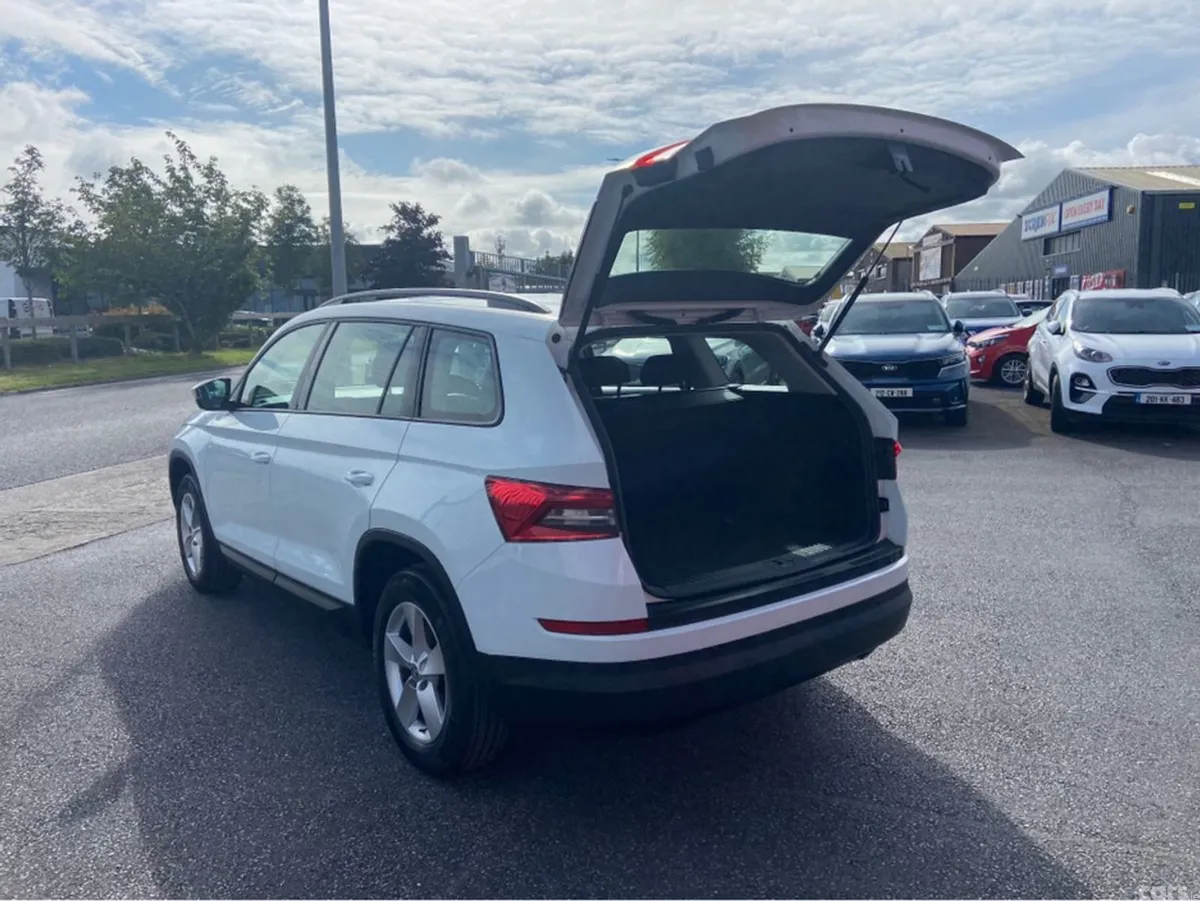 Skoda Kodiaq Estate, Petrol, 2018, White