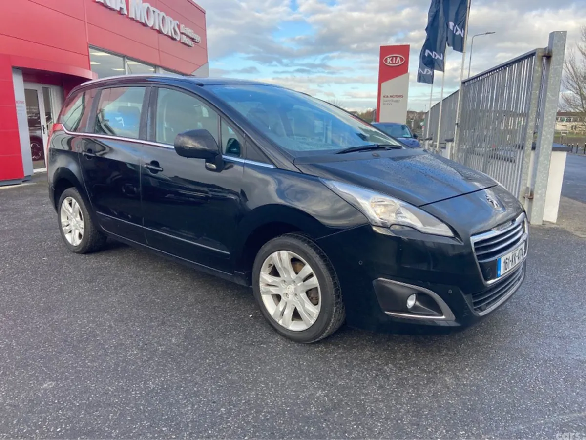 Peugeot 5008 MPV, Diesel, 2016, Black