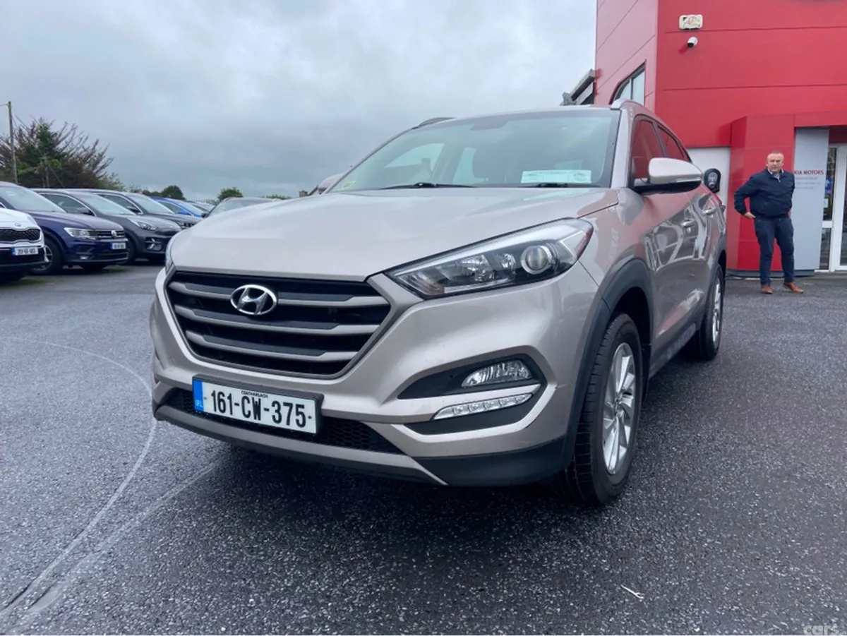 Hyundai Tucson MPV, Diesel, 2016, White