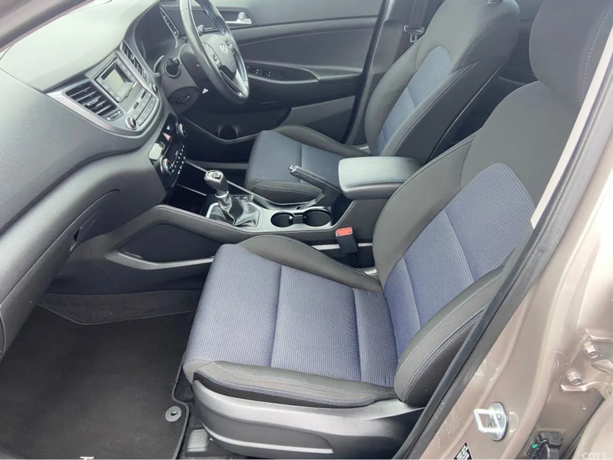 Hyundai Tucson MPV, Diesel, 2016, White