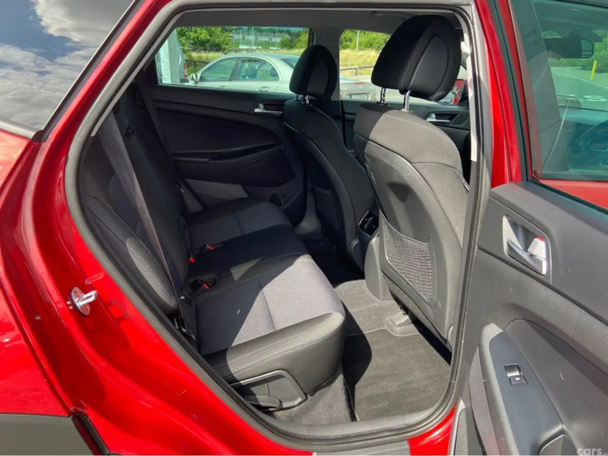 Hyundai Tucson Estate, Diesel, 2018, Red