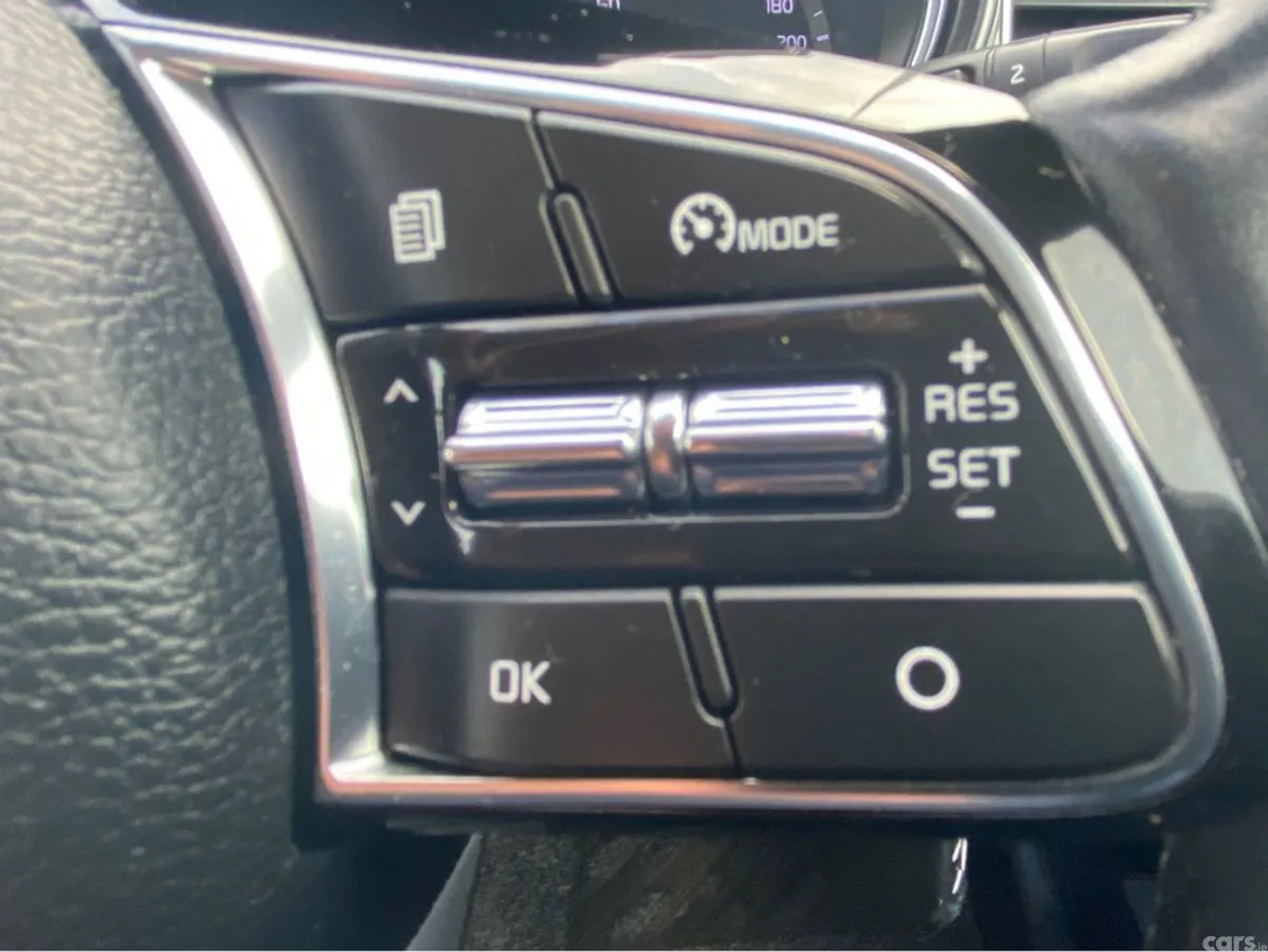 Kia Ceed Hatchback, Petrol, 2020, Grey