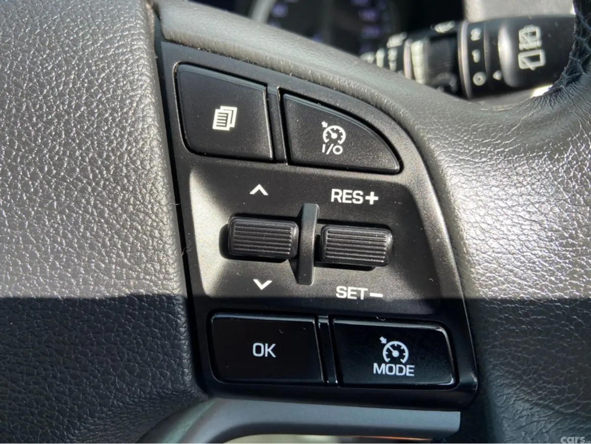 Hyundai Tucson Estate, Diesel, 2018, Red