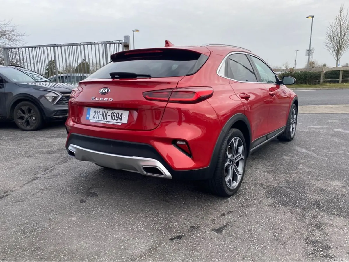 Kia XCeed Hatchback, Petrol Plug-in Hybrid, 2021, Red