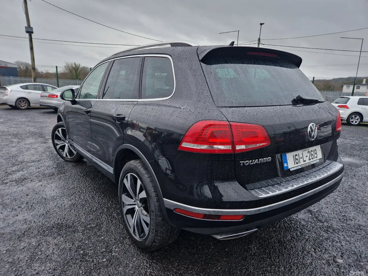 Volkswagen Touareg SUV, Diesel, 2016, Black