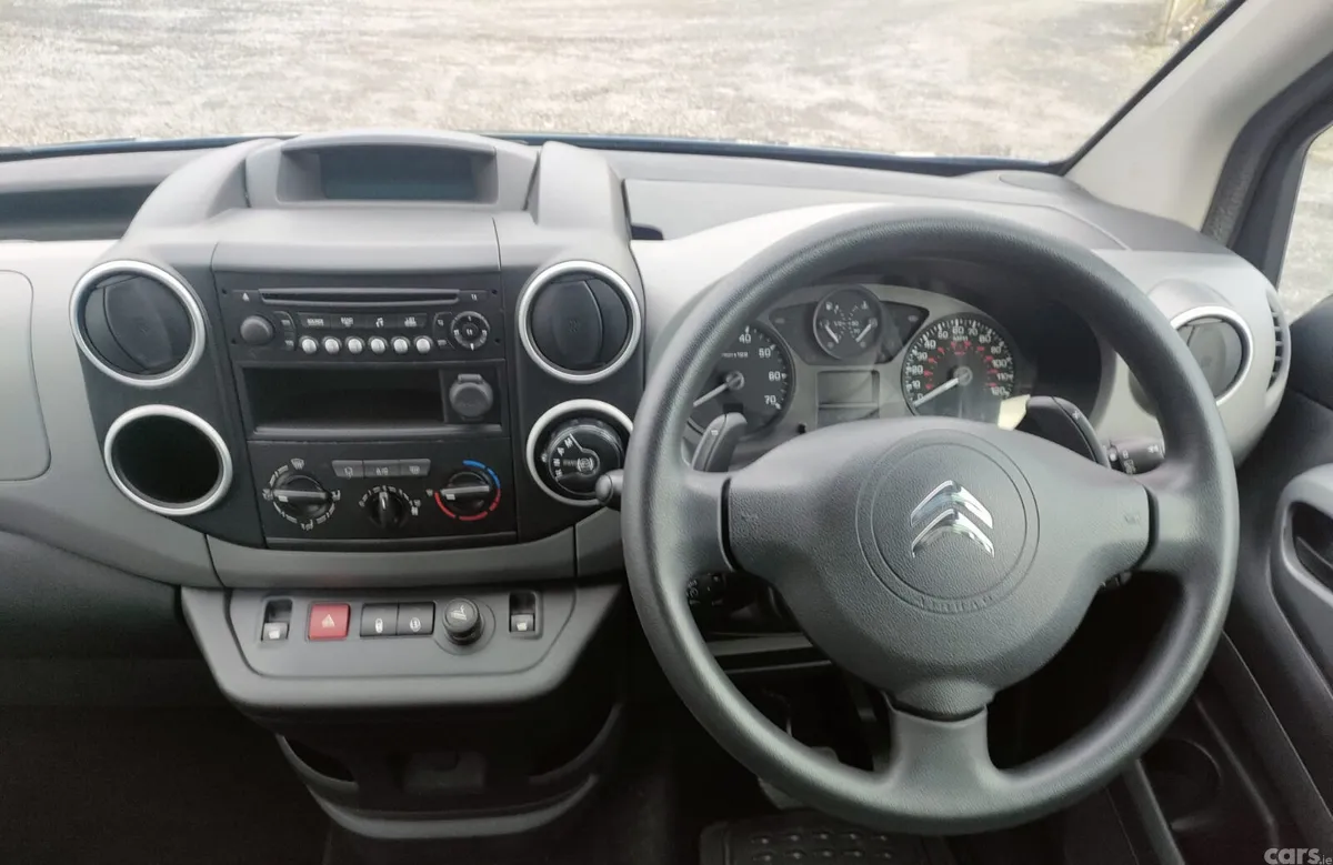 Citroen Berlingo MPV, Diesel, 2018, Blue
