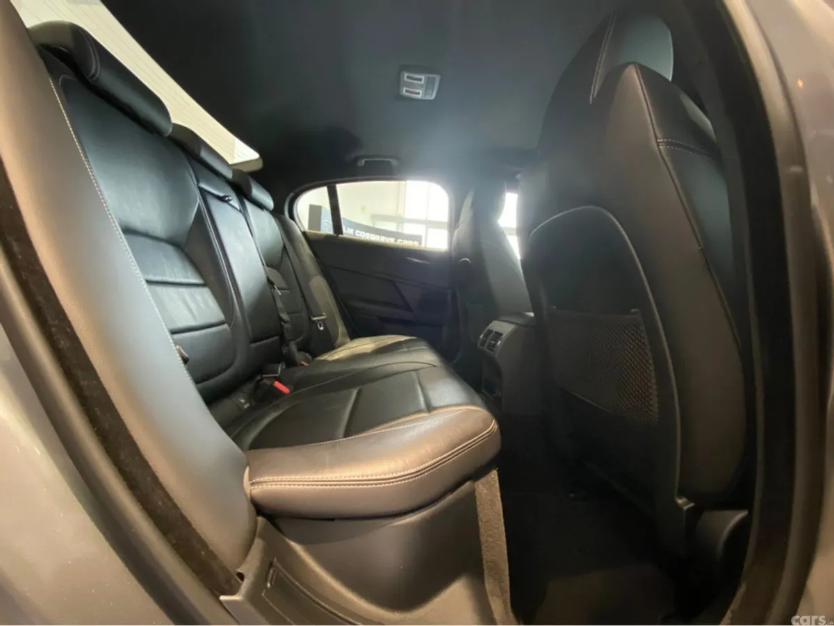 Jaguar XE Saloon, Diesel, 2017, Grey