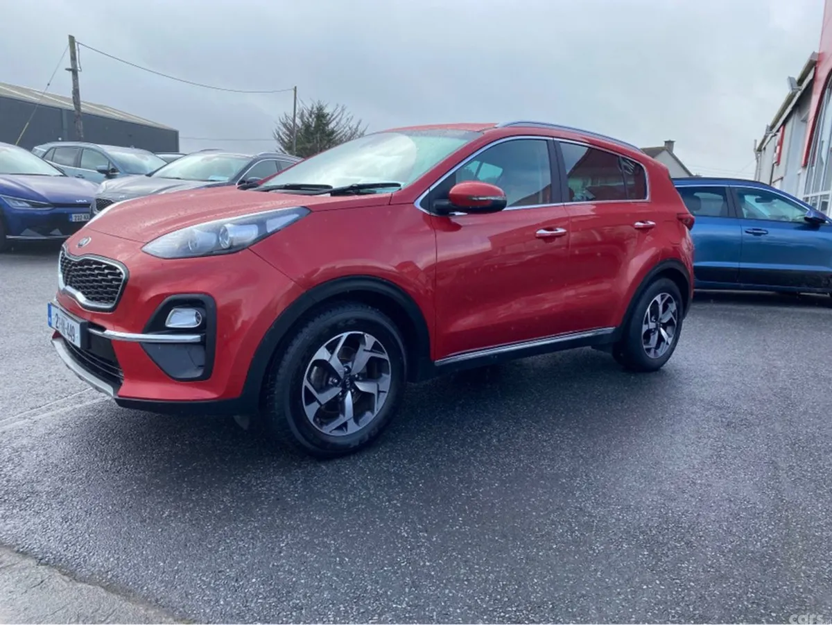 Kia Sportage MPV, Diesel, 2021, Red