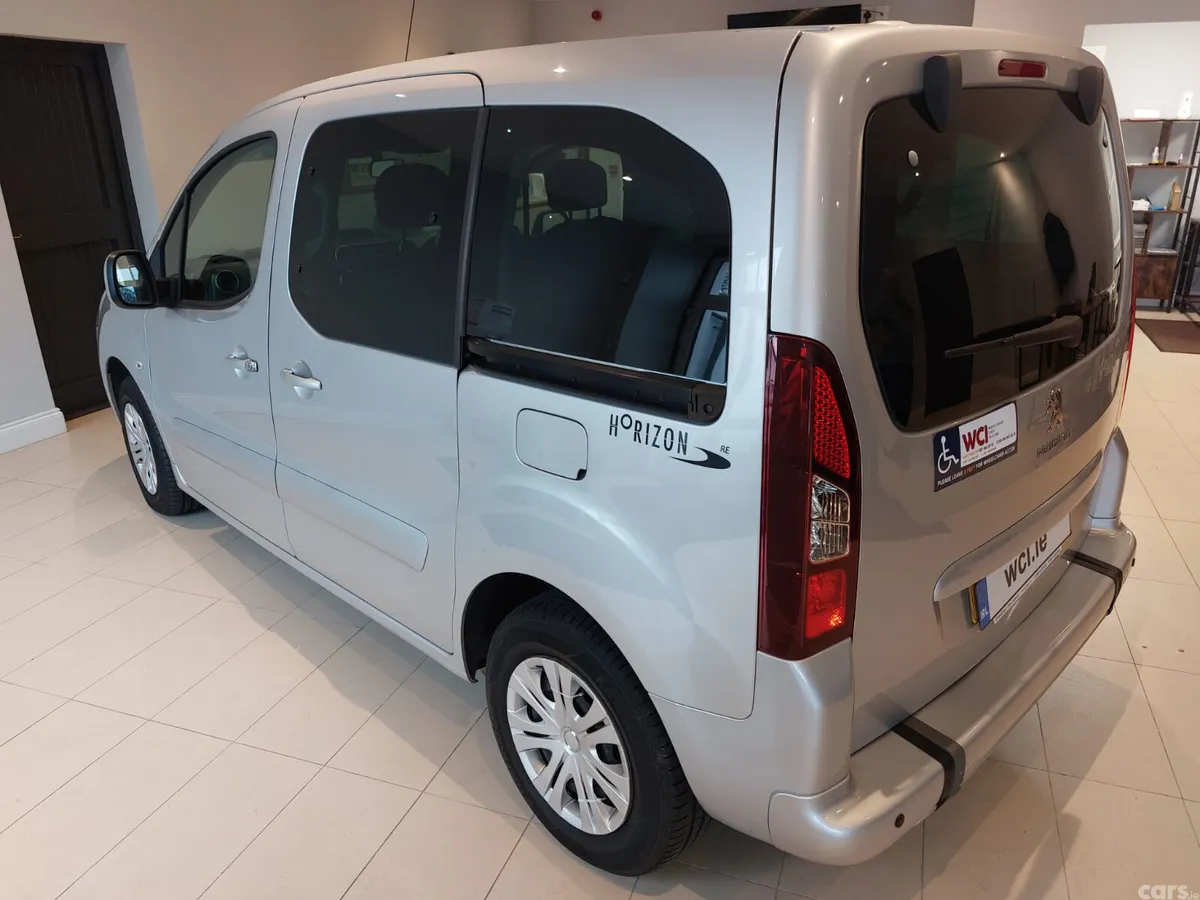 Peugeot Partner MPV, Diesel, 2017, Silver
