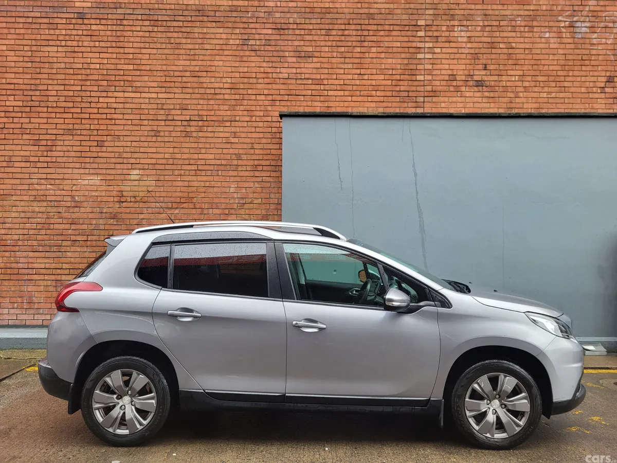 Peugeot 2008 Estate, Diesel, 2018, Grey