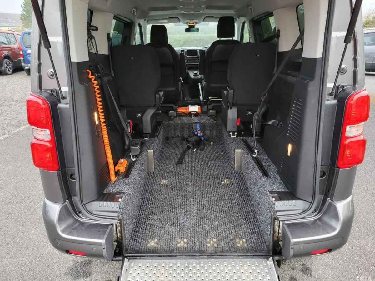 Citroen Spacetourer MPV, Diesel, 2022, Grey
