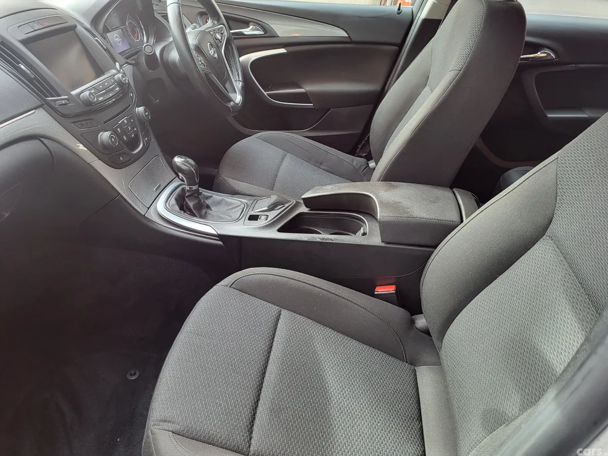 Opel Insignia Hatchback, Diesel, 2014, Silver