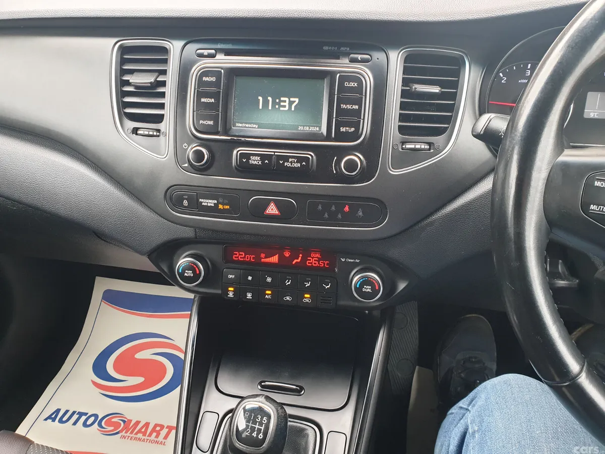 Kia Carens MPV, Diesel, 2016, Silver