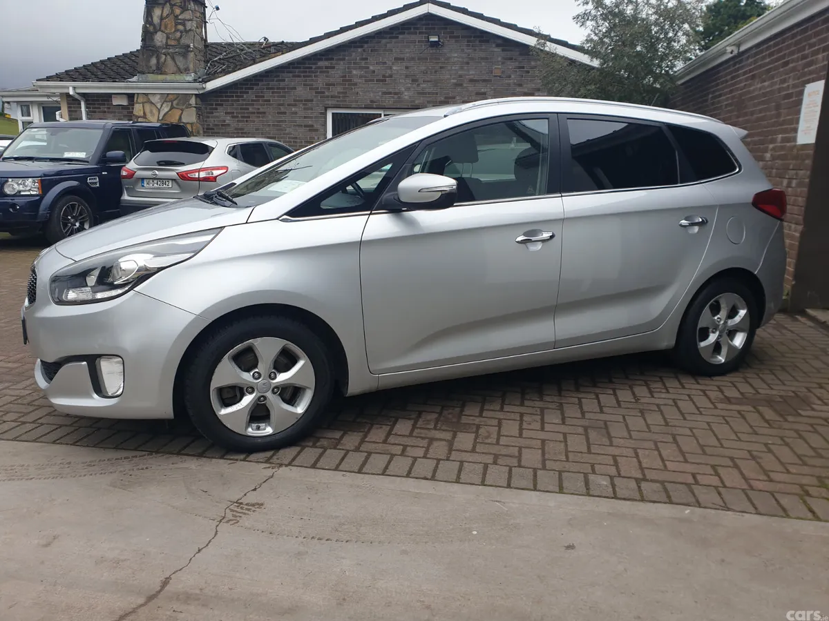Kia Carens MPV, Diesel, 2016, Silver
