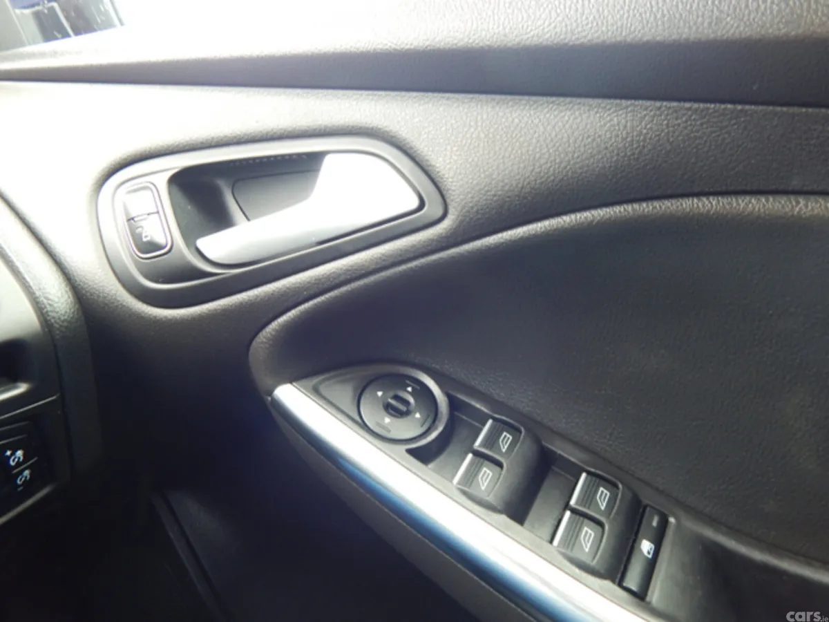 Ford Focus Hatchback, Diesel, 2015, Blue