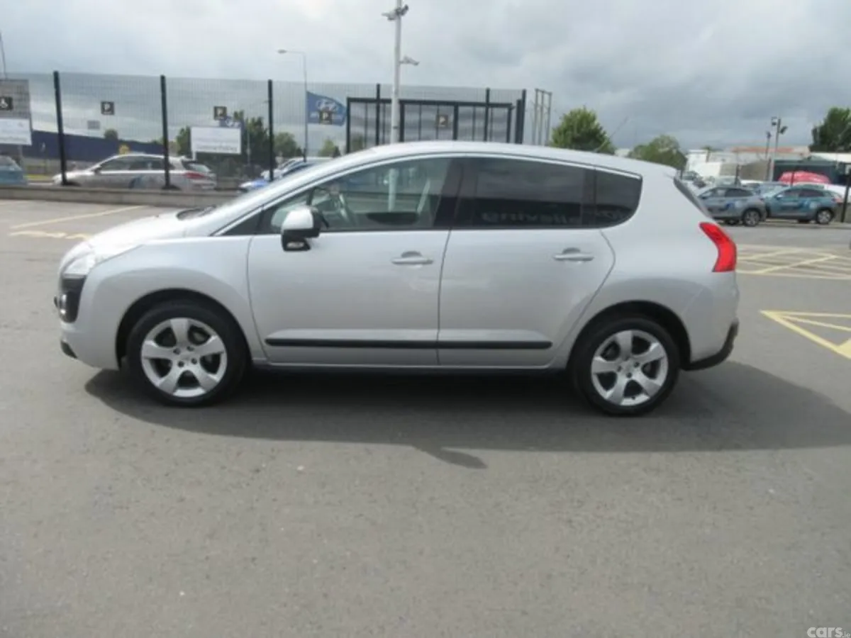 Peugeot 3008 MPV, Diesel, 2013, Grey