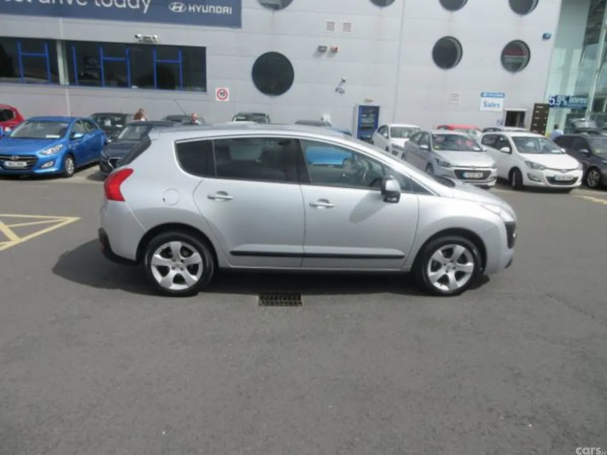Peugeot 3008 MPV, Diesel, 2013, Grey