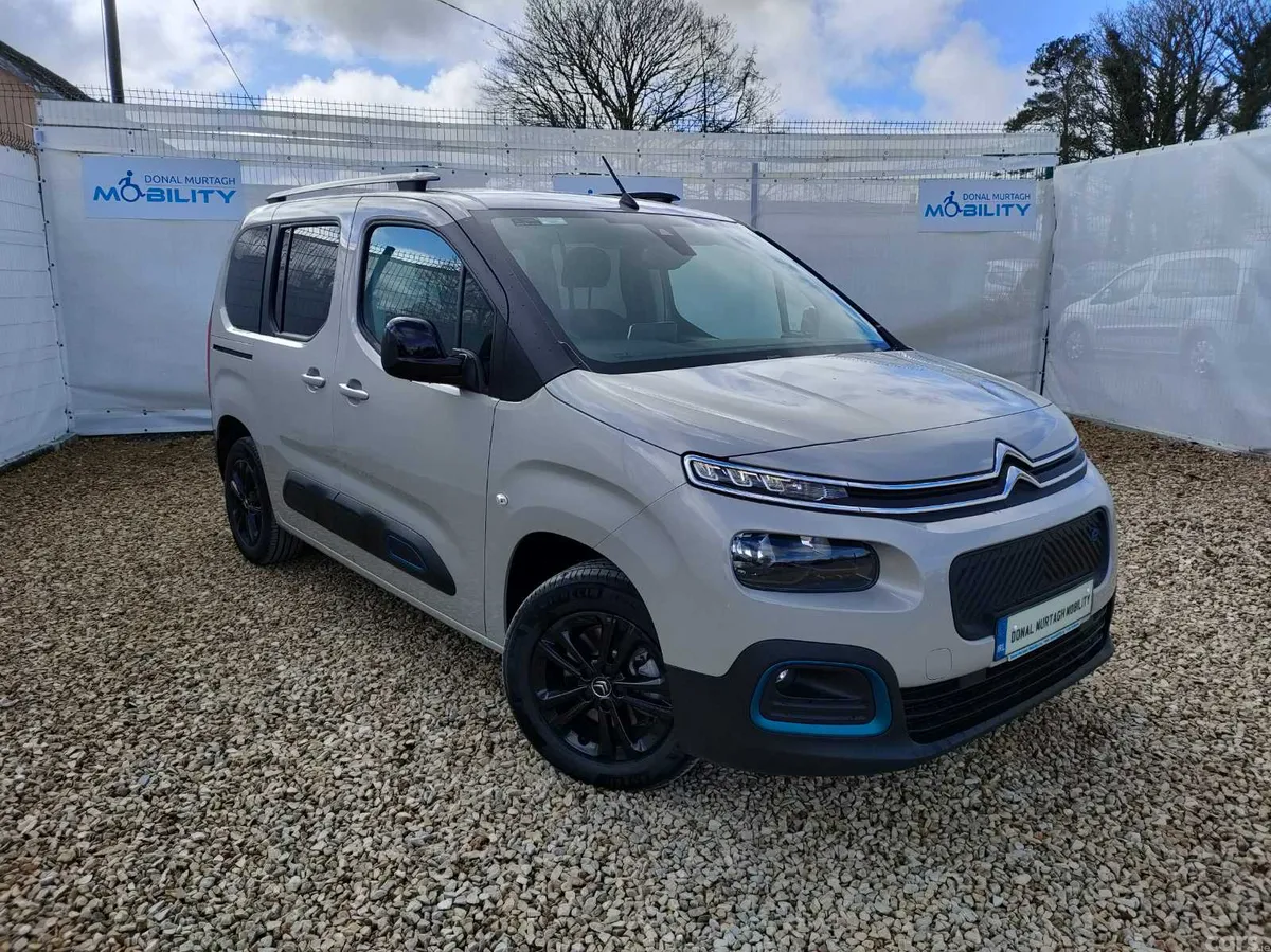 Peugeot Partner Wheelchair Accessible, Diesel, 2017, White