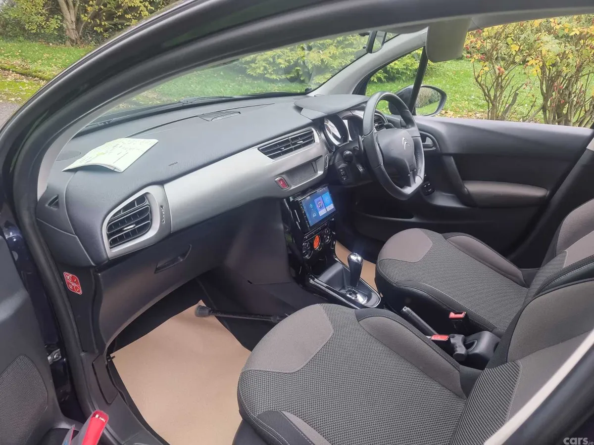 Citroen C3 Hatchback, Petrol, 2015, Blue