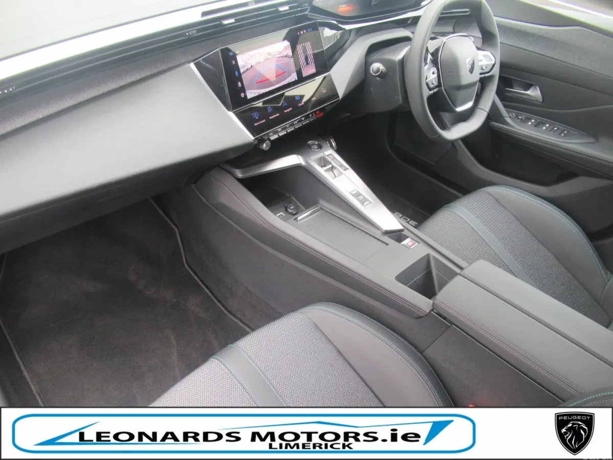 Peugeot 308 Hatchback, Petrol Hybrid, 2026, Green