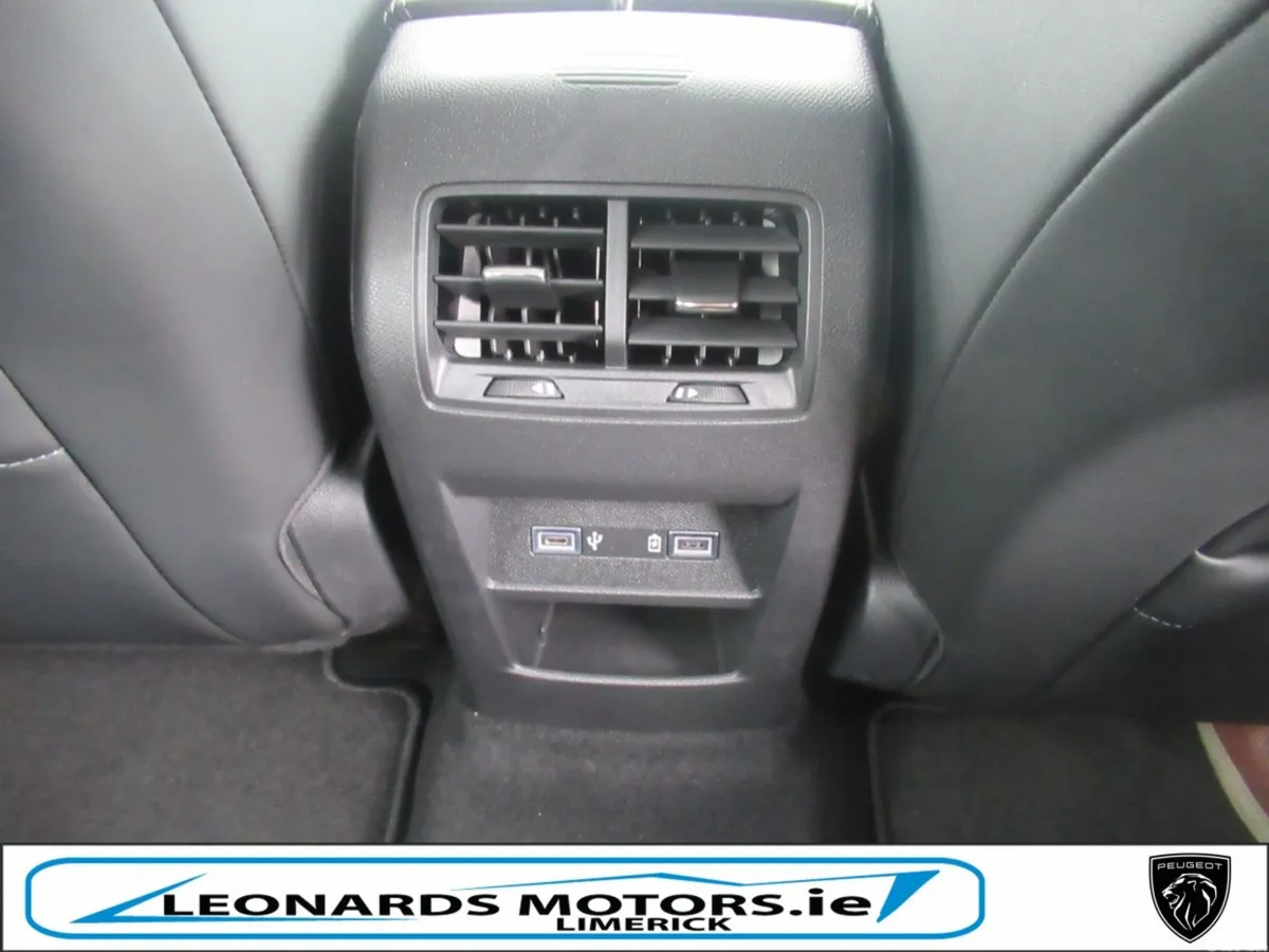 Peugeot 308 Hatchback, Petrol Hybrid, 2026, Green