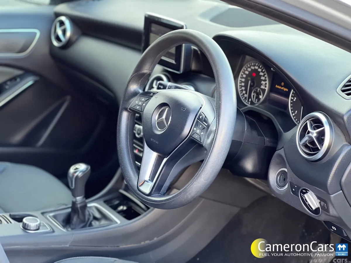 Mercedes-Benz A-Class Hatchback, Diesel, 2015, Silver