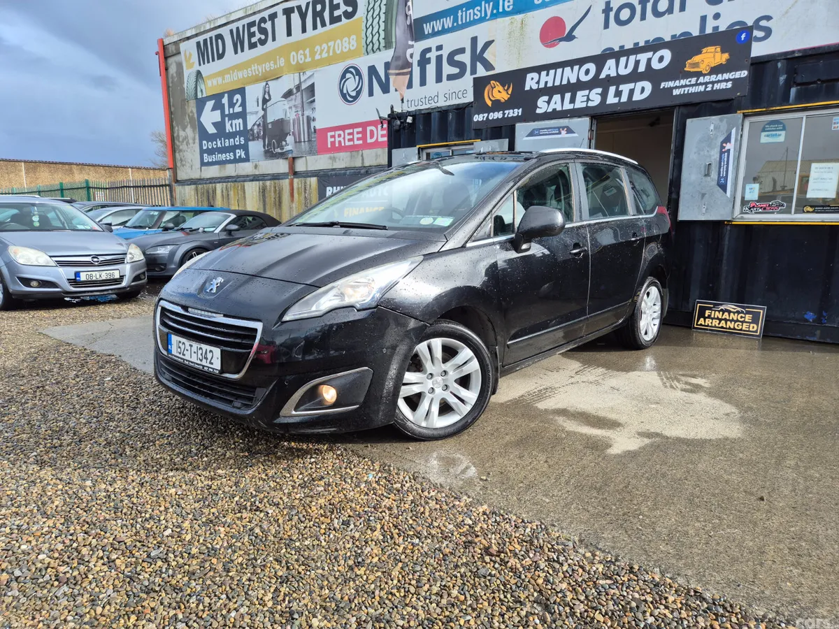 Peugeot 5008 MPV, Diesel, 2015, Black