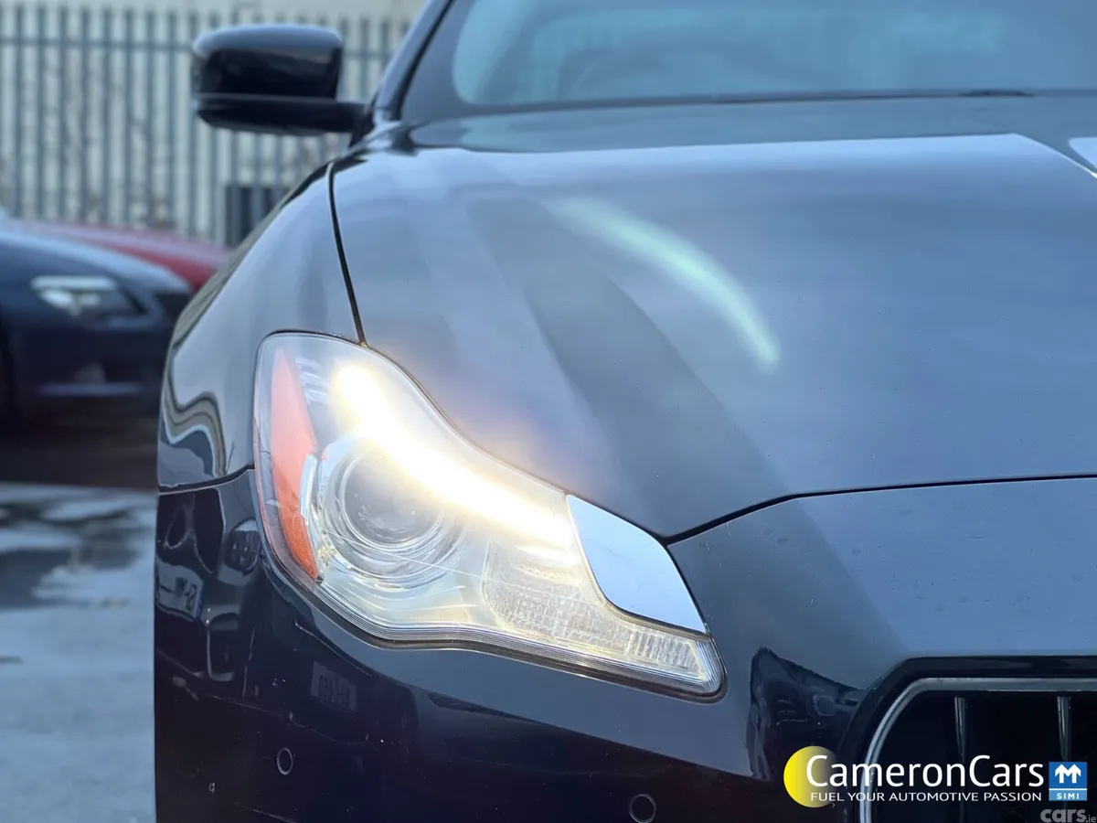 Maserati Quattroporte Saloon, Petrol, 2015, Black