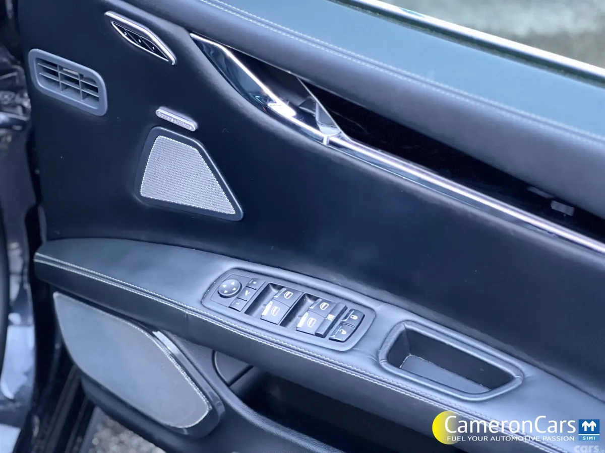 Maserati Quattroporte Saloon, Petrol, 2015, Black