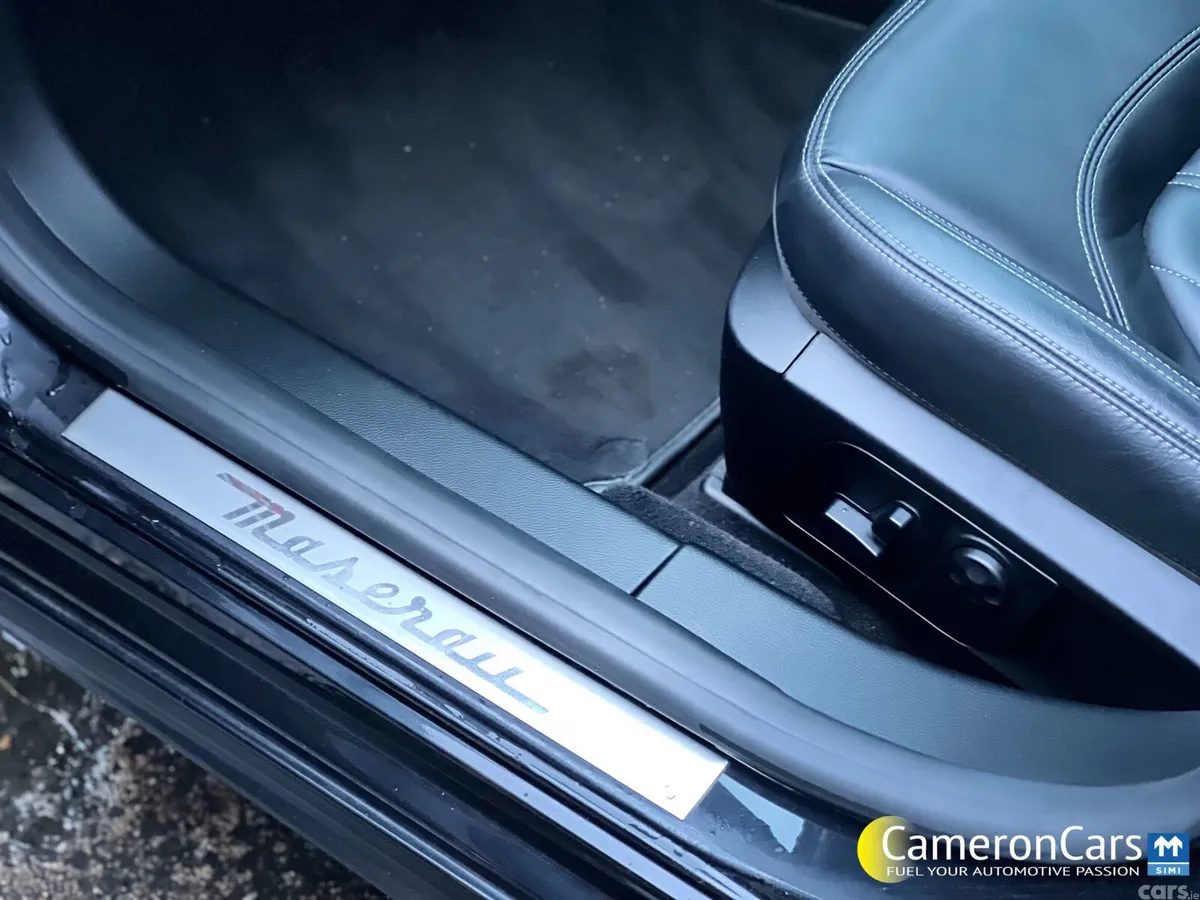 Maserati Quattroporte Saloon, Petrol, 2015, Black