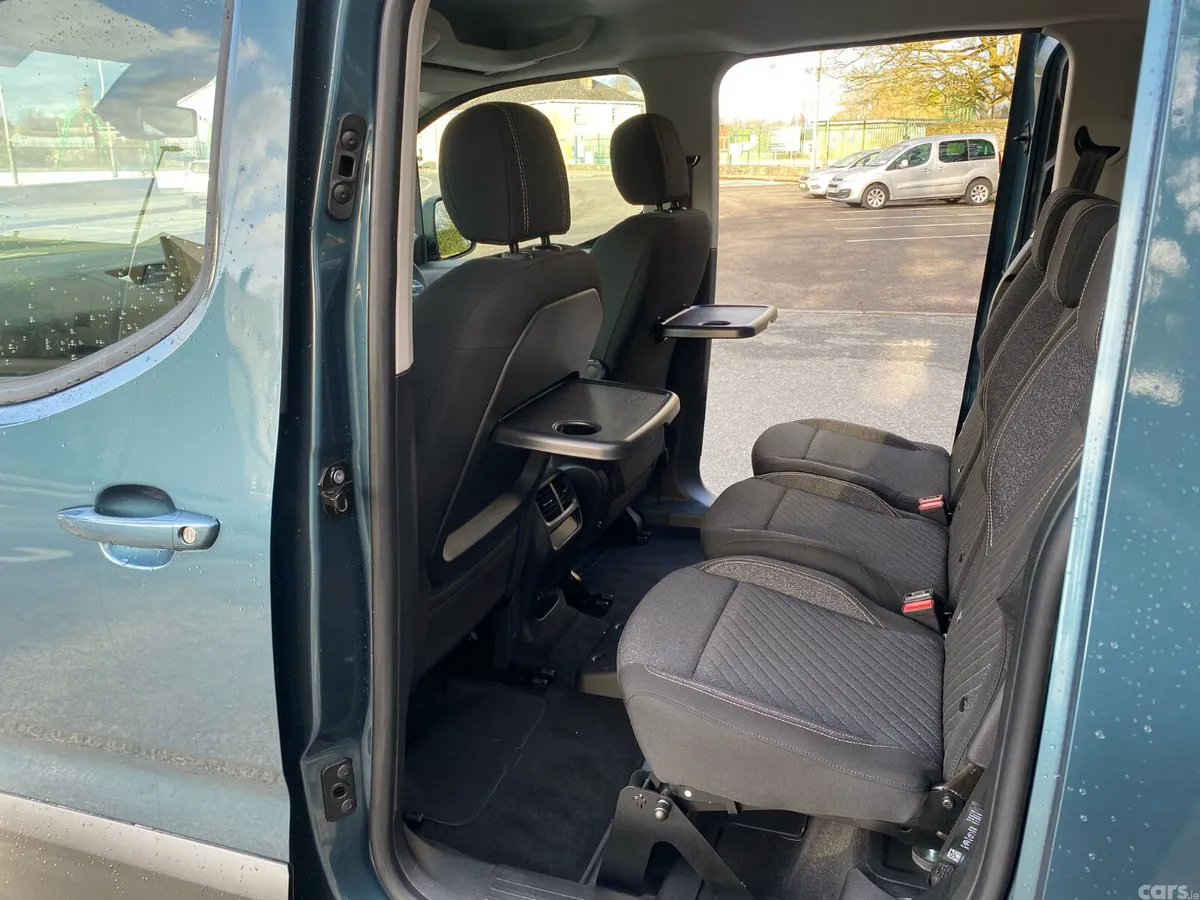 Peugeot Rifter MPV, Diesel, 2026, Blue