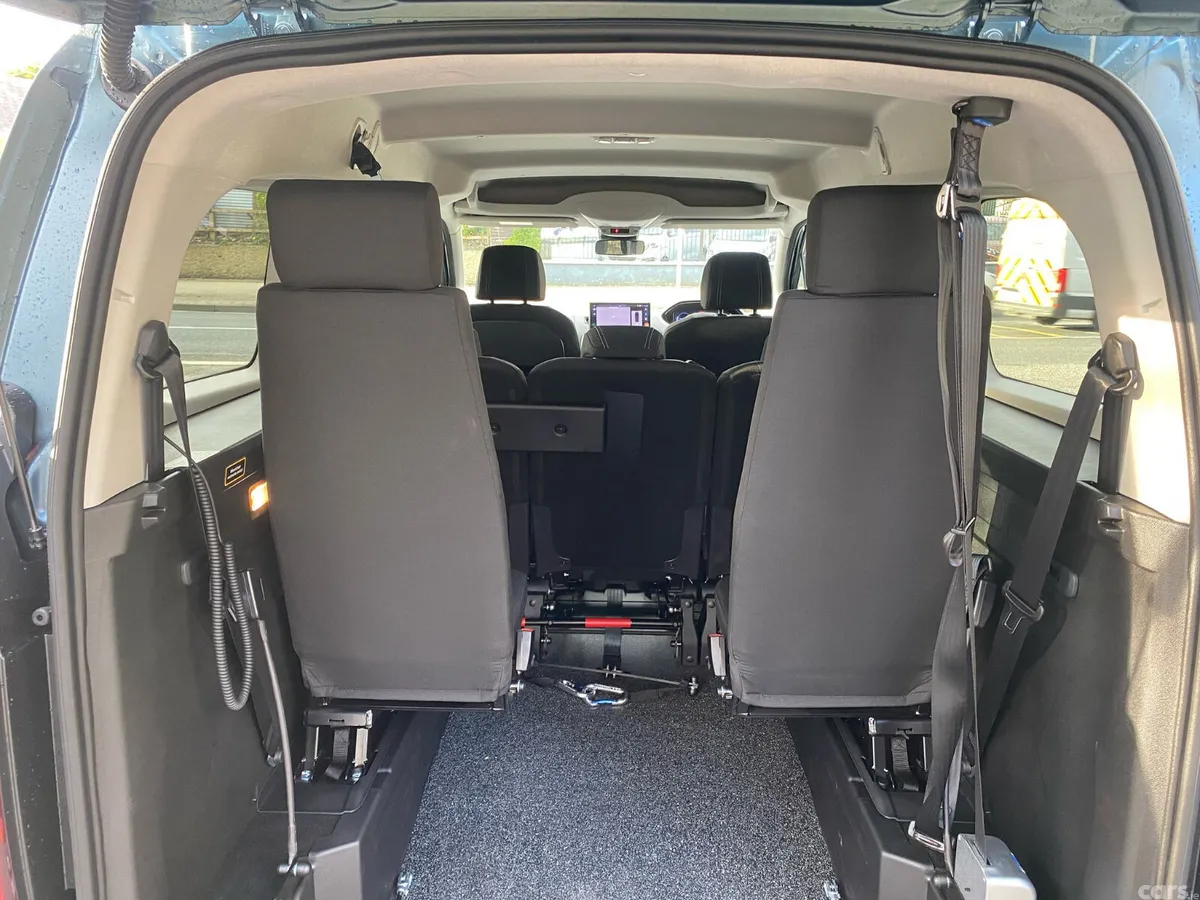 Peugeot Rifter MPV, Diesel, 2026, Blue
