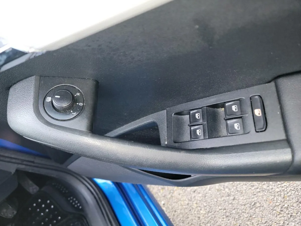 Skoda Octavia Saloon, Diesel, 2015, Blue