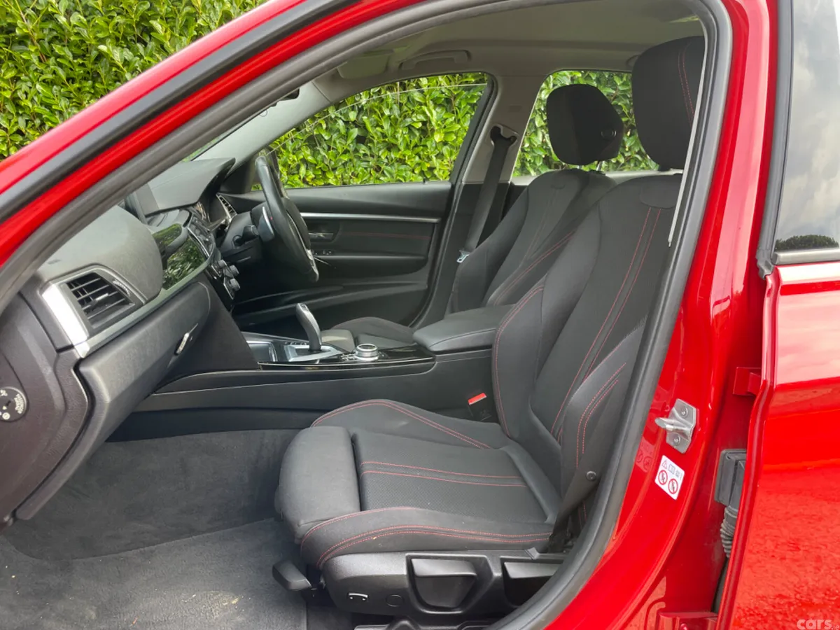 BMW 3-Series Saloon, Petrol Plug-in Hybrid, 2017, Red