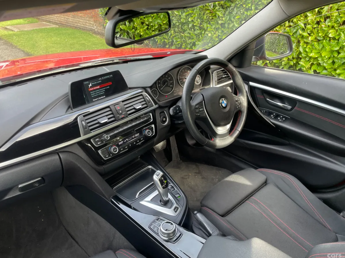 BMW 3-Series Saloon, Petrol Plug-in Hybrid, 2017, Red