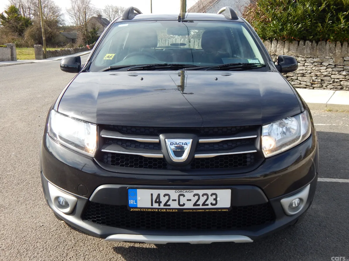 Dacia Sandero Stepway Hatchback, Diesel, 2014, Black