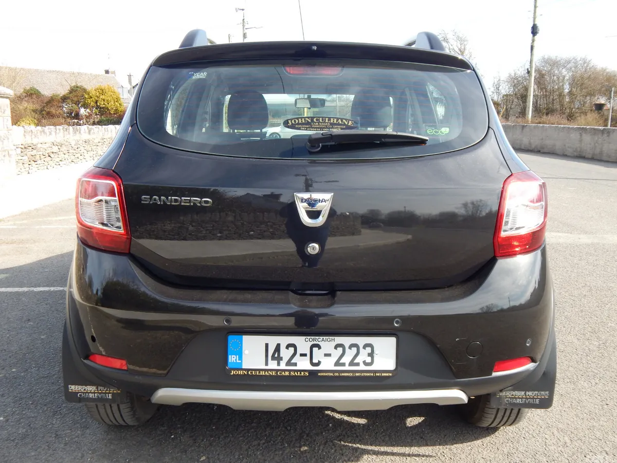 Dacia Sandero Stepway Hatchback, Diesel, 2014, Black