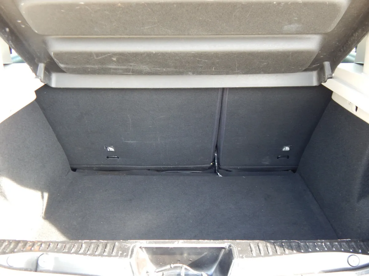 Dacia Sandero Stepway Hatchback, Diesel, 2014, Black
