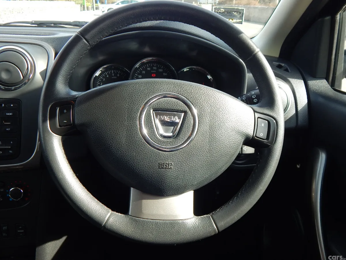 Dacia Sandero Stepway Hatchback, Diesel, 2014, Black