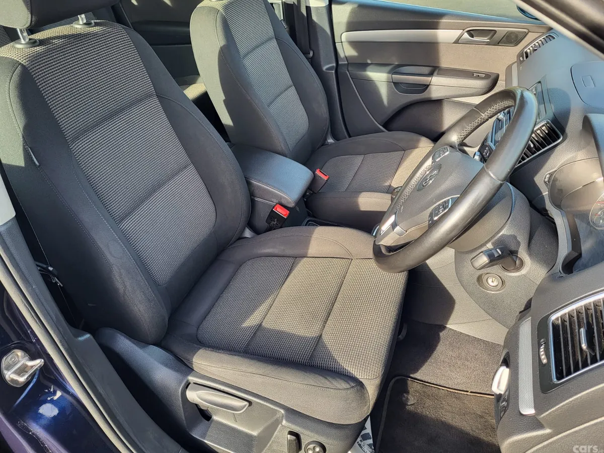 Volkswagen Sharan MPV, Diesel, 2015, Blue