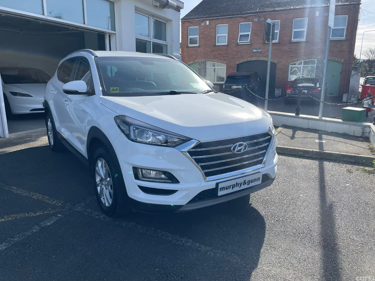 Hyundai Tucson SUV, Diesel, 2019, White