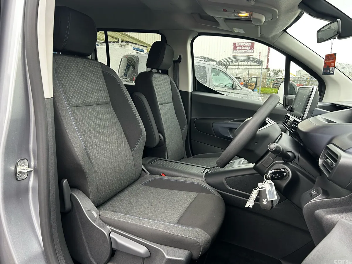 Peugeot Rifter MPV, Diesel, 2024, Grey