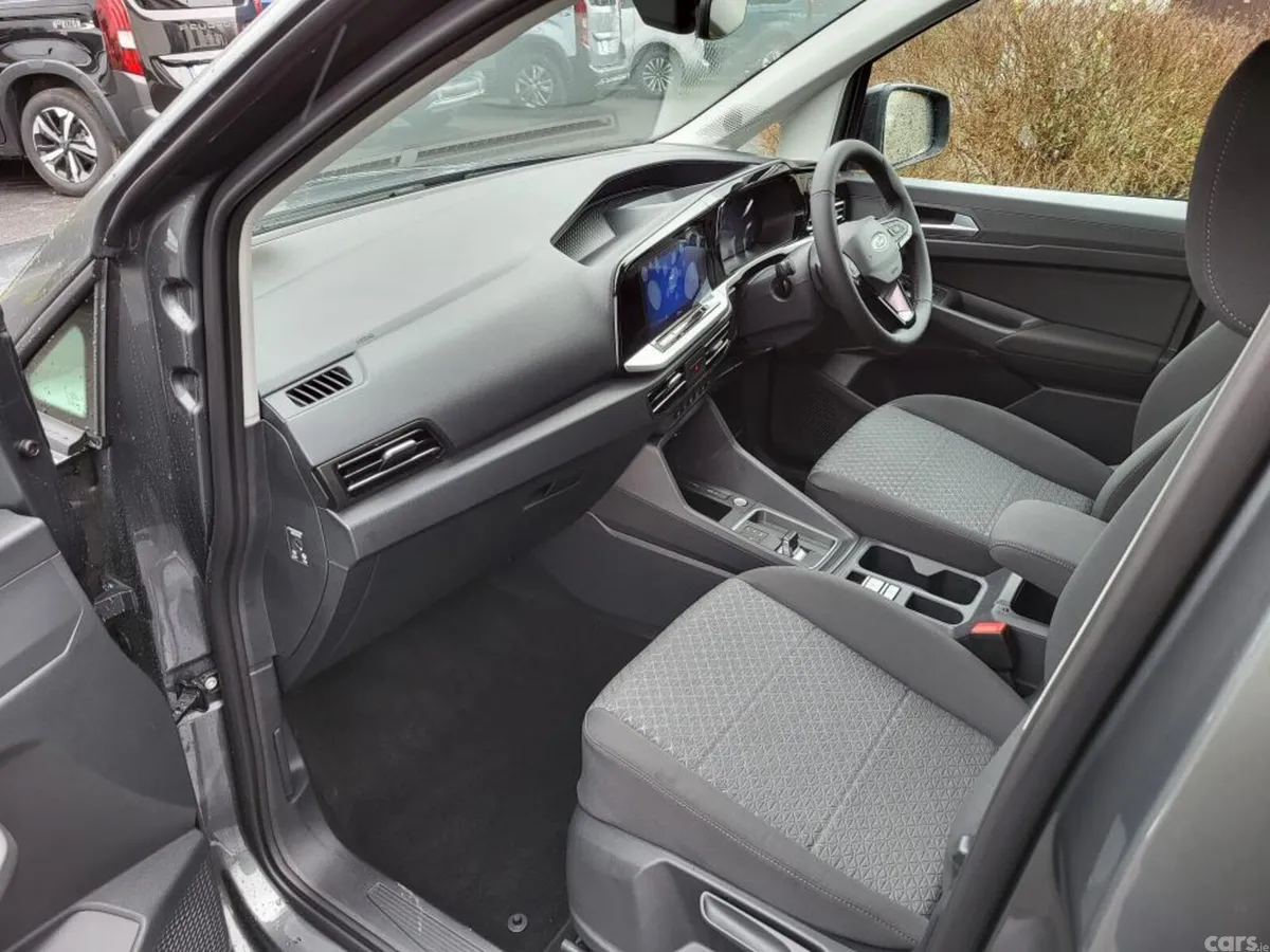 Ford Tourneo Connect MPV, Diesel, 2025, Grey