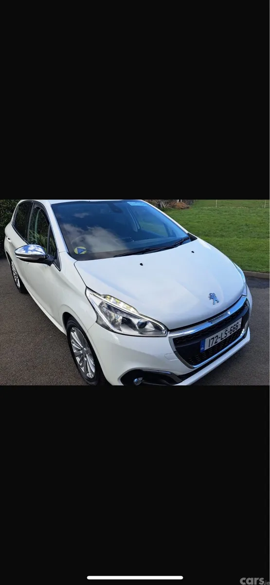 Peugeot 208 Hatchback, Diesel, 2017, White
