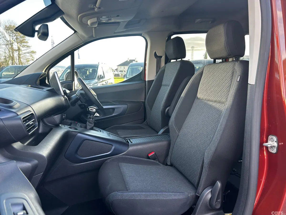 Peugeot Rifter MPV, Diesel, 2022, Bronze