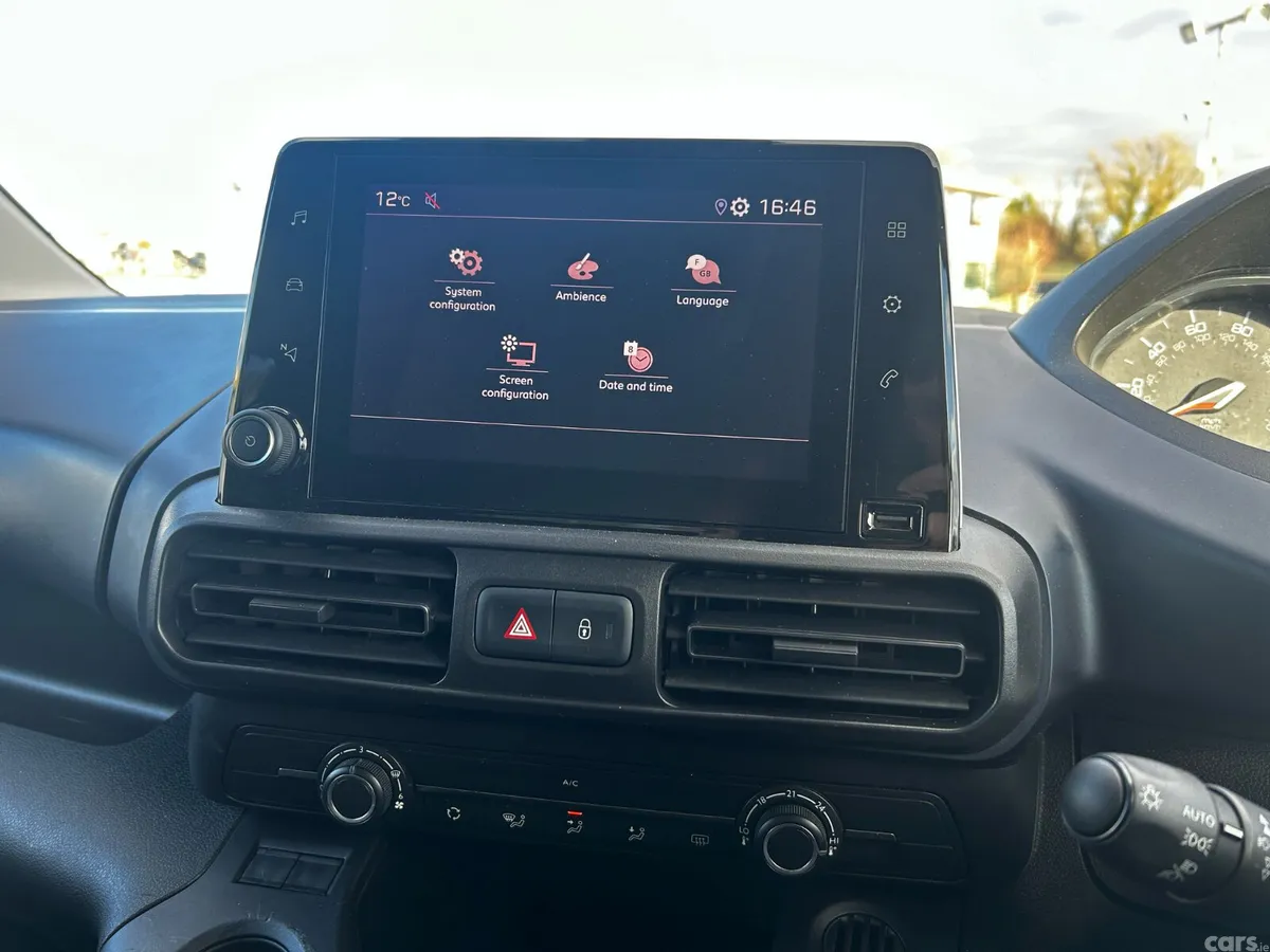 Peugeot Rifter MPV, Diesel, 2022, Bronze